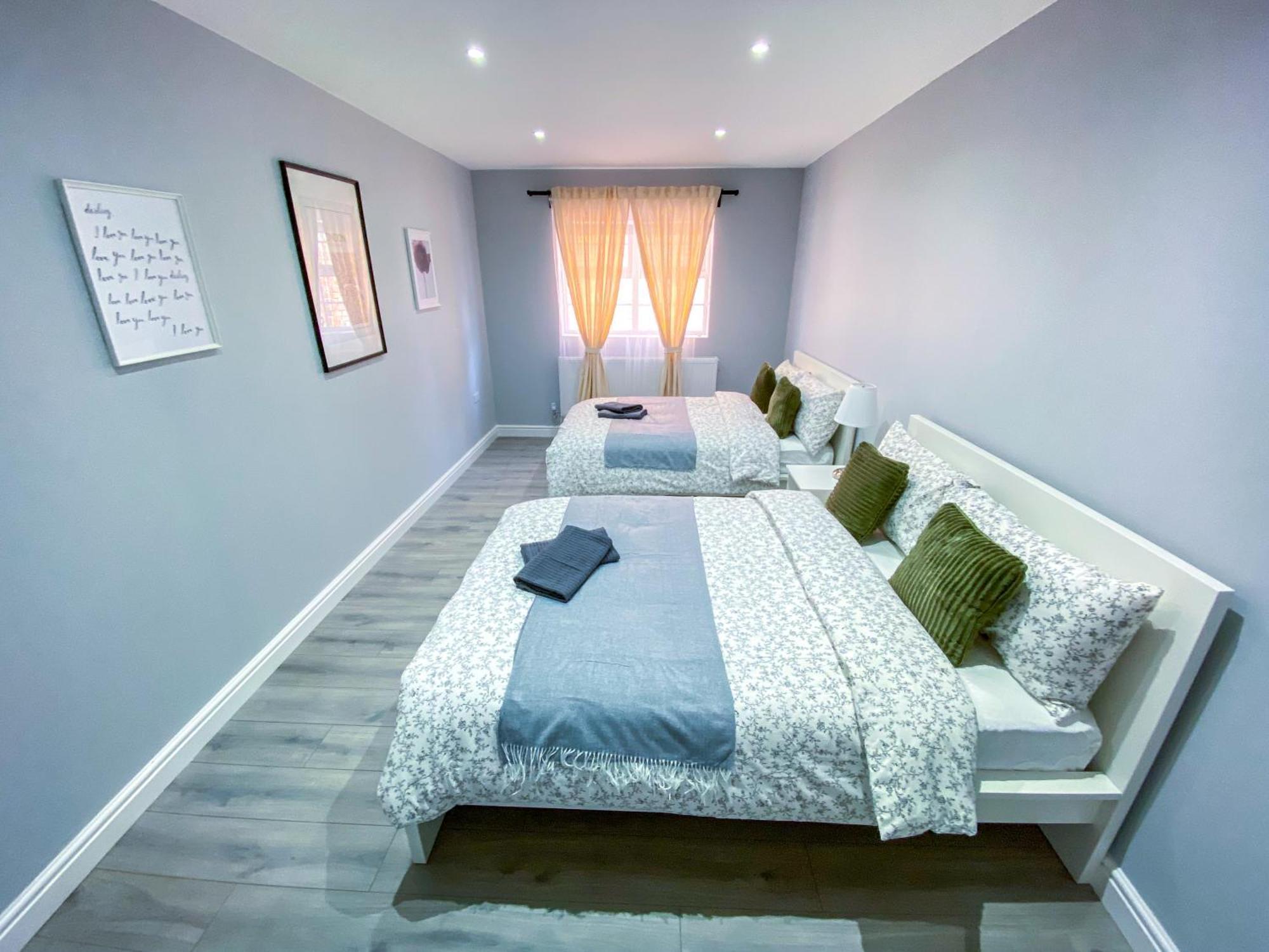 Modern 1-Bedroom Flat, 5 Guest, London - F2 Dış mekan fotoğraf